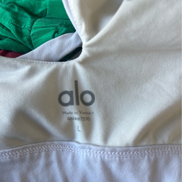 Alo yoga sports bra white small S women’s cut out - Picture 3 of 3